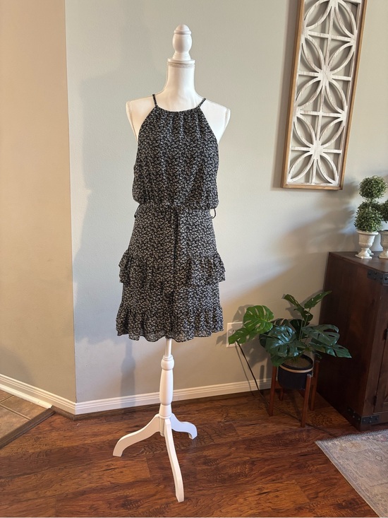 She + Sky Dresses & Skirts - She + Sky Black and White Floral Halter Tiered Mini Dress